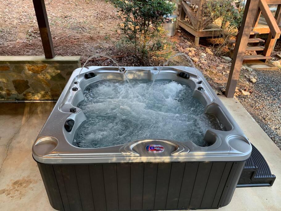 Hot Tub, Porch Swing Bed, Fire Pit, Aska Adventure Villa Blue Ridge Exteriör bild